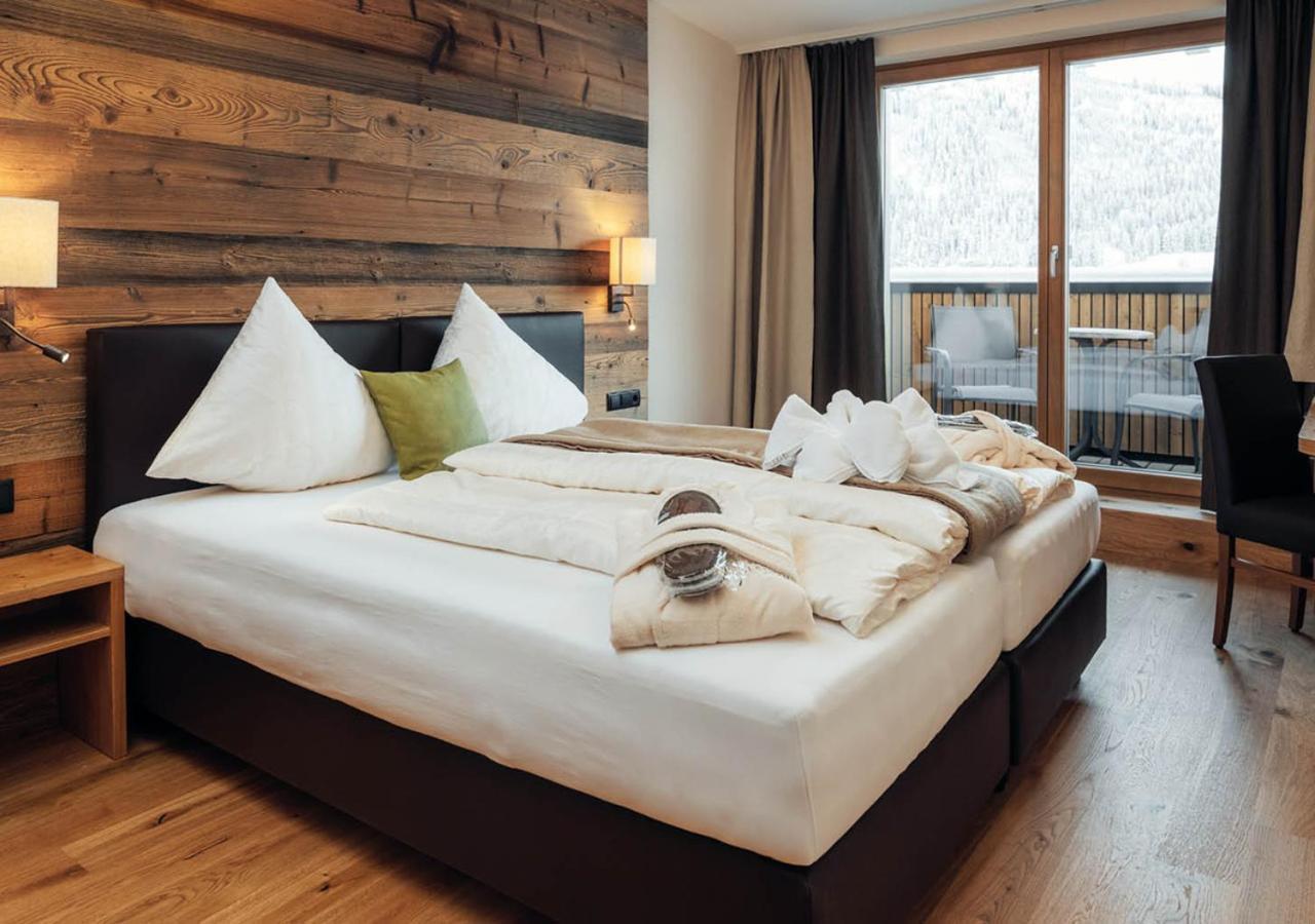 Hotel Garni Alpenjuwel Residenz Serfaus Szoba fotó
